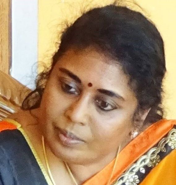 படிமம்:ChandrRavindran.jpg